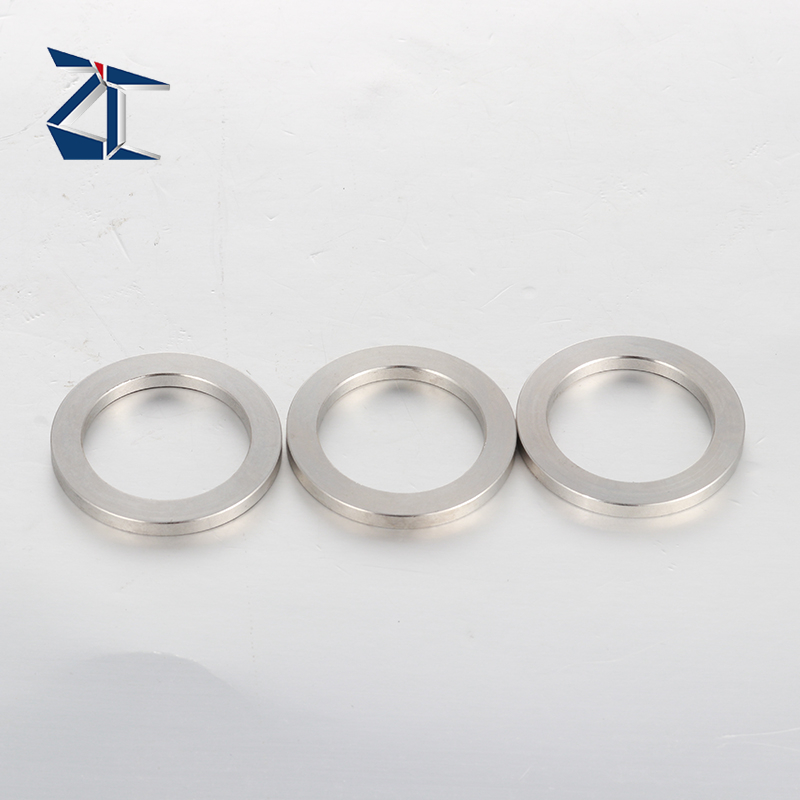 공장 맞춤형 고정 링 Circlips 외부 및 내부 Circlip Seeger 링 Din471 Din472 강철 Circlip 링 12mm